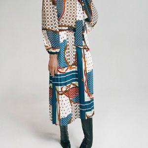 Zara Pleated Midi Skirt - S